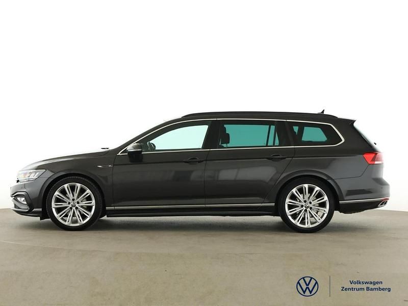 Gebraucht VW Passat Business 200 PS (147 kW) 2022 Grau Kombi