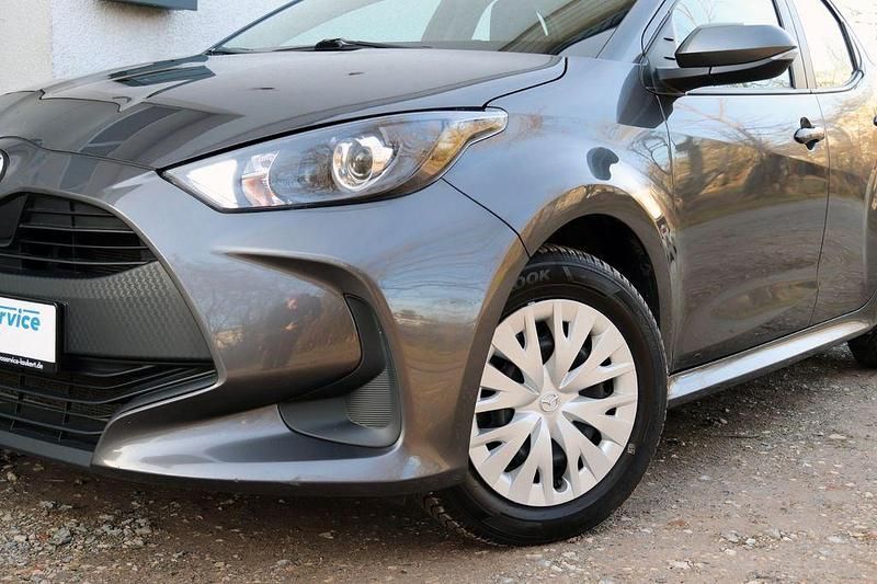 Gebraucht Mazda 2 116 PS (85 kW) 2023 Lead grey Kleinwagen