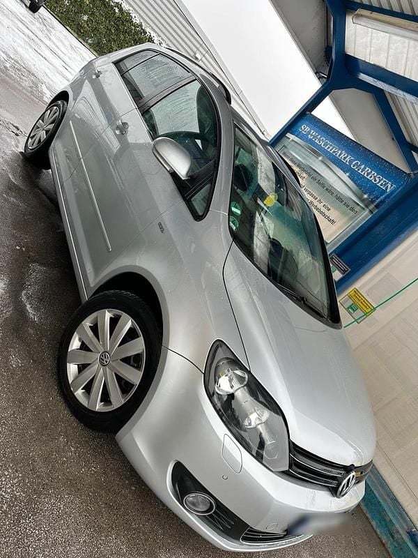 Gebraucht VW Golf VI 105 PS (77 kW) 2013 Grau Kleinwagen