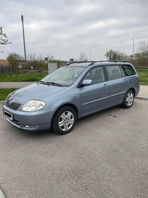 Usado Toyota Corolla 110 HP (80 kW) 2004 Cinzento Carrinha