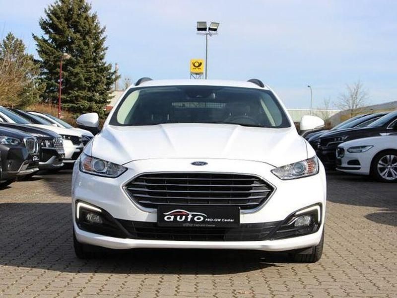 Gebraucht Ford Mondeo Trend 150 PS (110 kW) 2022 Weiß Limousine
