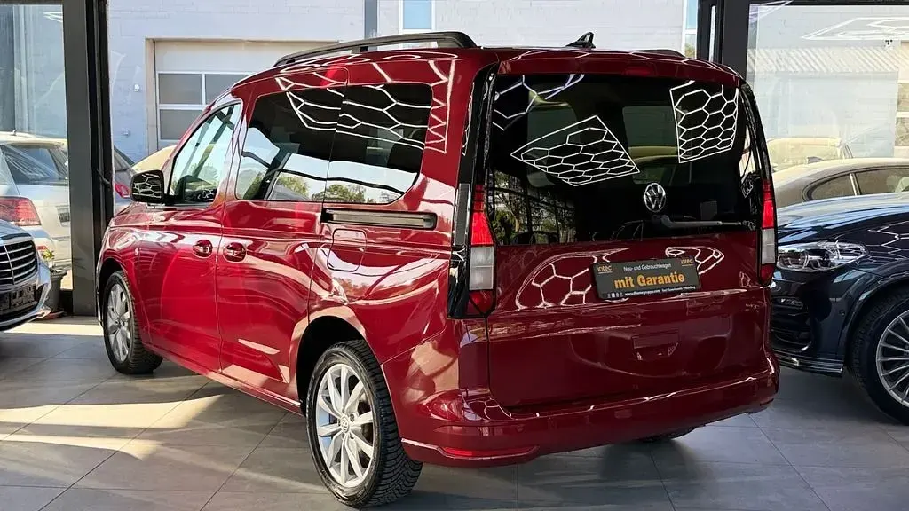 Gebraucht VW Caddy Life 122 PS (89 kW) 2022 Rot Van / Kleinbus
