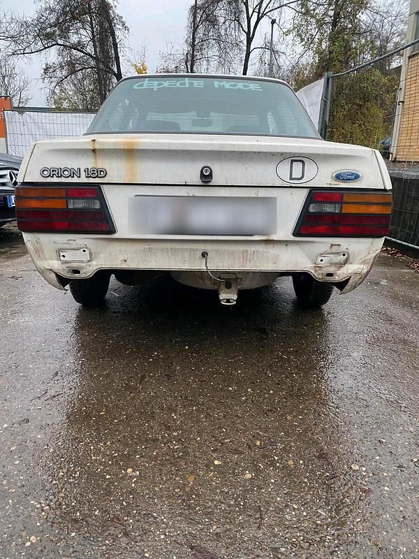 Gebraucht 1989 Ford Orion Limousine | 800 € - Bild 1/4