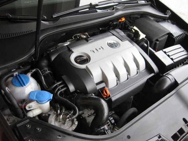 Gebraucht VW Golf V Comfortline 105 PS (77 kW) 2007 Schwarz metallic Kombi