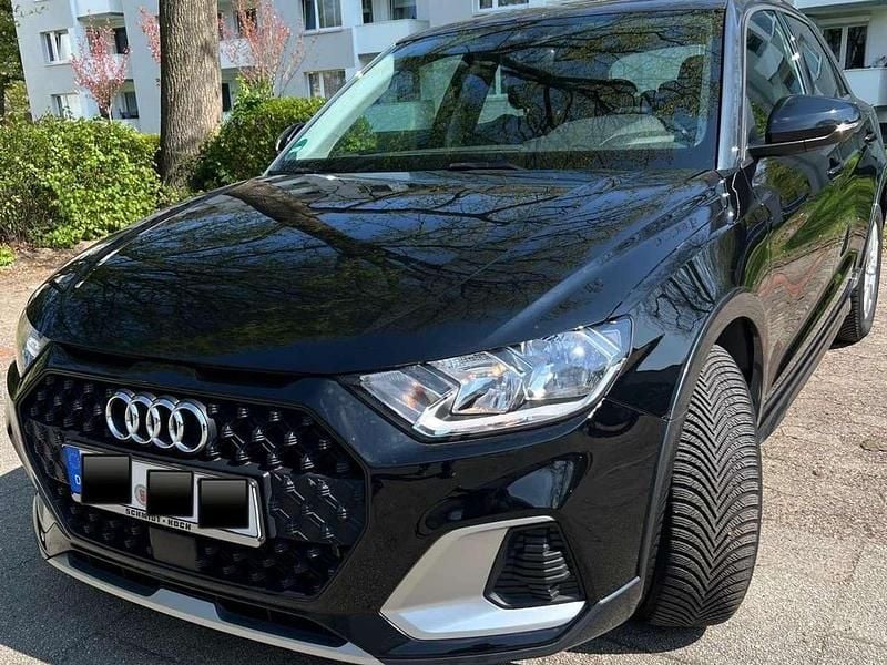 Second-hand Audi A1 110 CP (80 kW) 2022 Negru SUV