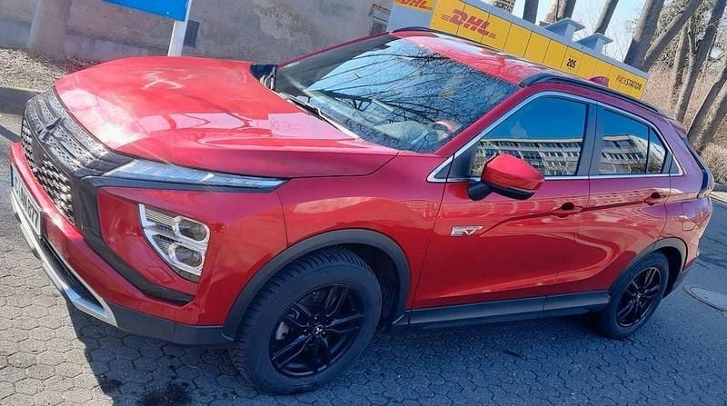 Gebraucht Mitsubishi Eclipse Cross Plus 188 PS (138 kW) 2022 Rot SUV