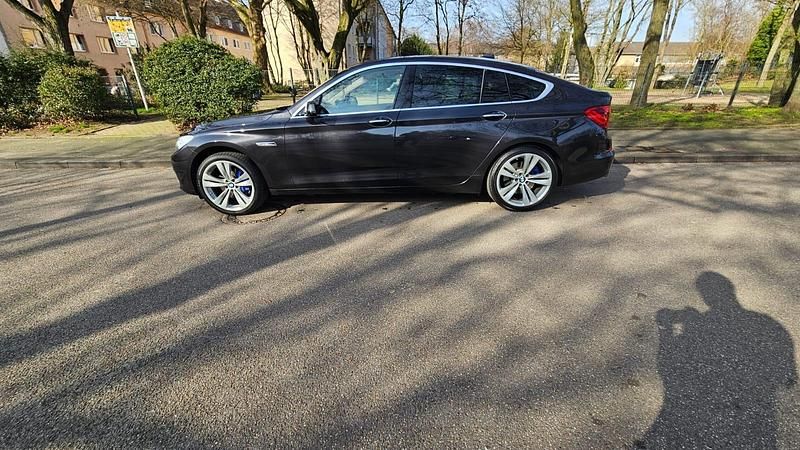 Gebraucht BMW 535 299 PS (219 kW) 2011 Grau Limousine