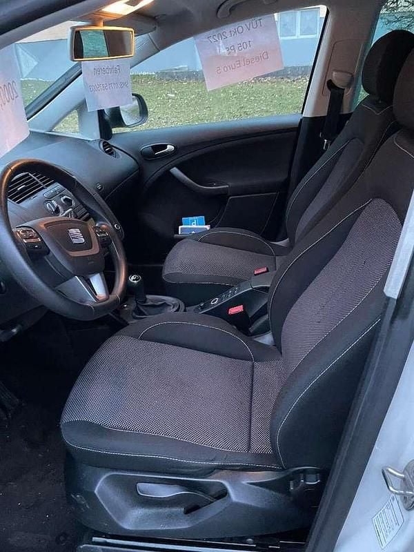 Gebraucht Seat Altea 105 PS (77 kW) 2010 Weiß Van / Kleinbus