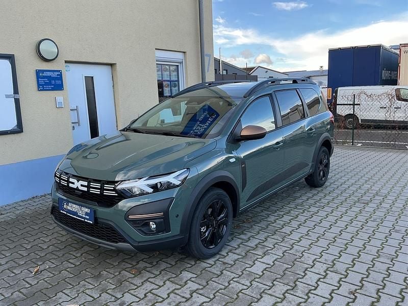 Grau Neu 2025 Dacia Jogger Extreme Van / Kleinbus | 21.590 € (Guter Preis) - Bild 1/4