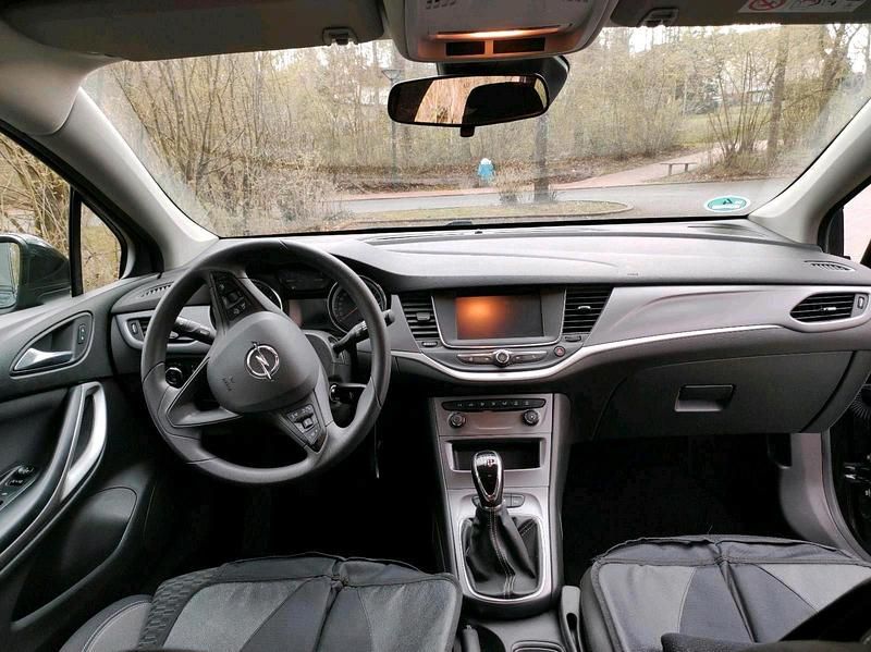 Gebraucht Opel Astra 105 PS (77 kW) 2020 Schwarz Kombi
