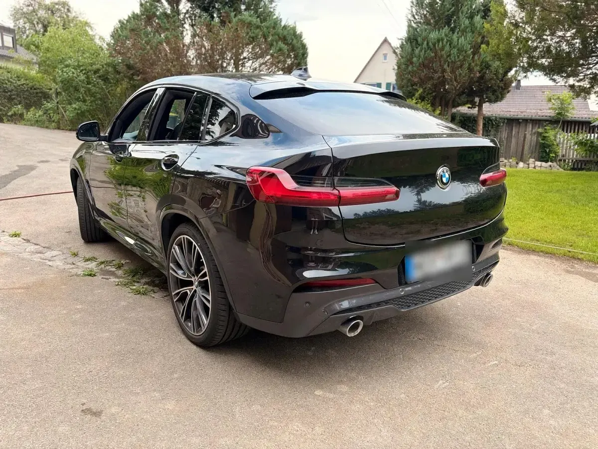 Gebraucht BMW X4 M Sport 286 PS (210 kW) 2021 Schwarz SUV