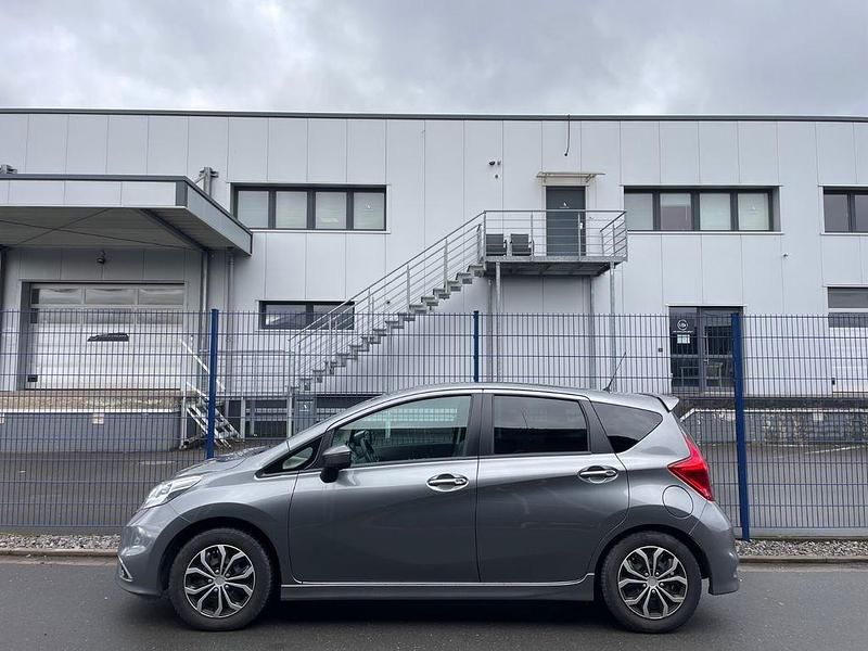 Gebraucht Nissan Note Tekna 90 PS (66 kW) 2015 Grau Kleinwagen