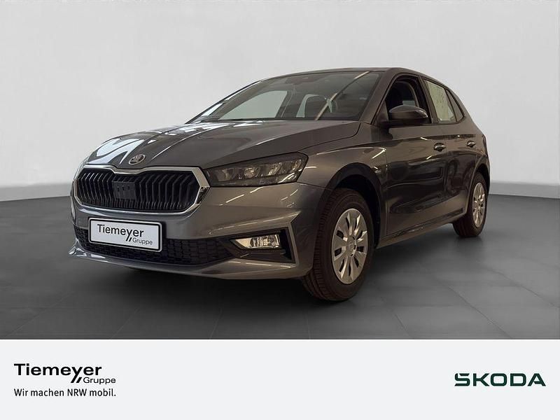 Grau Neu 2025 Skoda Fabia Essence Kleinwagen | 22.245 € (Etwas zu teuer) - Bild 1/4