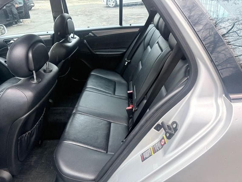 Gebraucht Mercedes C200 163 PS (119 kW) 2004 Silber Kombi