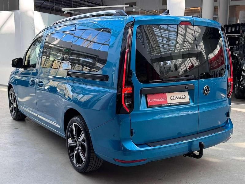 Gebraucht VW Caddy Maxi 130 PS (95 kW) 2022 Blau Van / Kleinbus