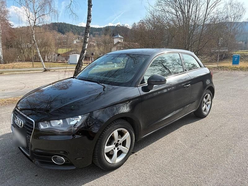 Gebraucht Audi A1 86 PS (63 kW) 2012 Schwarz Kleinwagen
