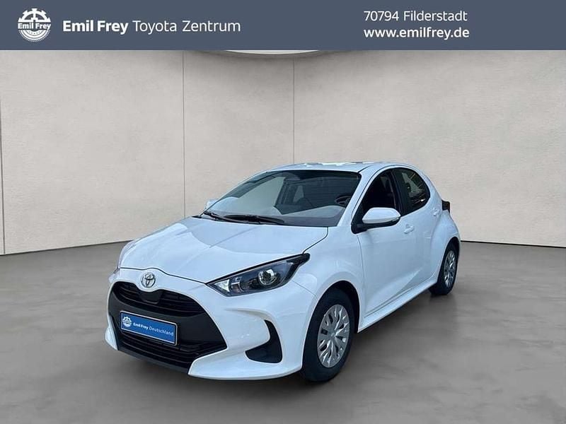 Weiß Neu 2025 Toyota Yaris Comfort Limousine | 21.990 € (Superpreis) - Bild 1/4
