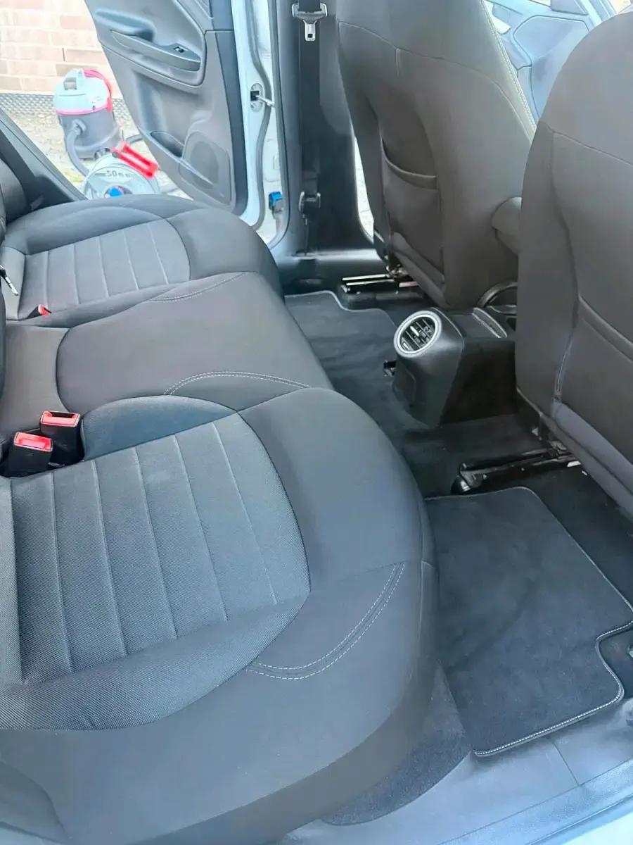 Gebraucht Alfa Romeo Giulietta 120 PS (88 kW) 2018 Weiß Kleinwagen
