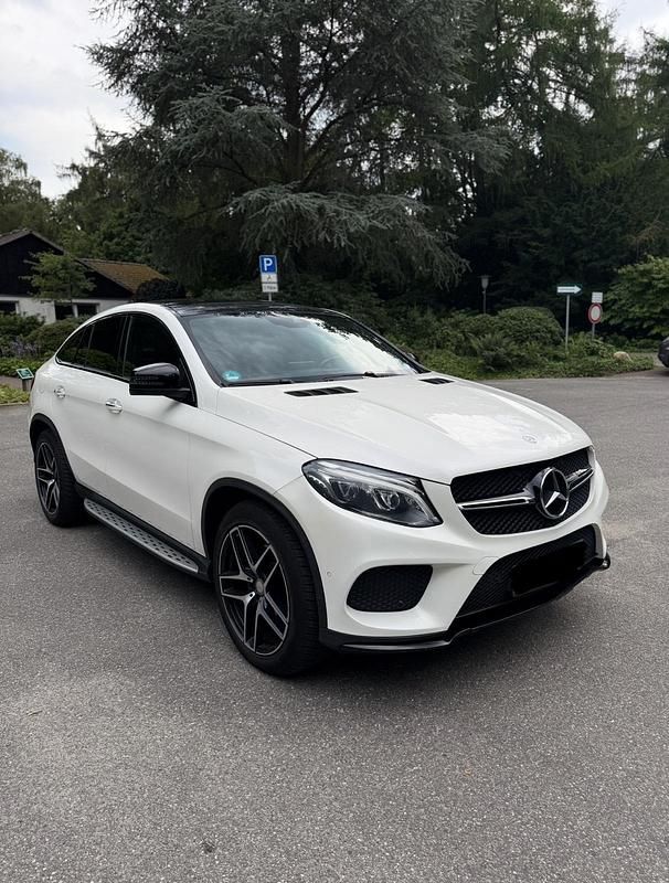 Weiß Gebraucht 2016 Mercedes GLE350 Sport Coupé | 35.500 € (Fairer Preis) - Bild 1/4