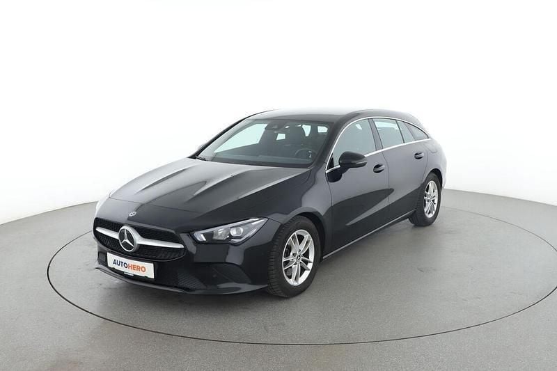 Schwarz Gebraucht 2020 Mercedes CLA180 Shooting Brake Kombi | 22.000 € (Fairer Preis) - Bild 1/3