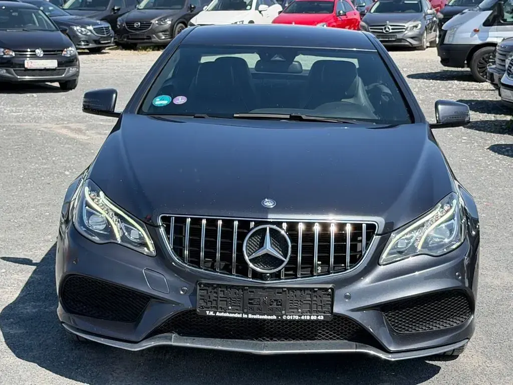 Gebraucht Mercedes E200 AMG line 184 PS (135 kW) 2014 Grau Coupé