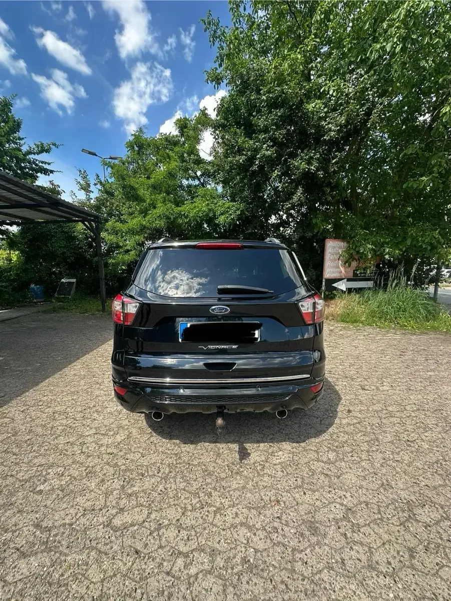 Gebraucht Ford Kuga Vignale 150 PS (110 kW) 2019 Schwarz SUV