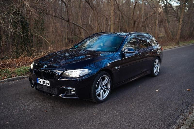 Schwarz Gebraucht 2017 BMW 535 M Sport Kombi | 22.429 € (Teuer) - Bild 1/4