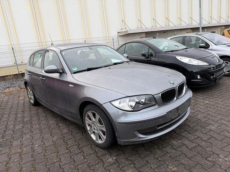 Gebraucht BMW 116 Advantage 122 PS (89 kW) 2009 Grau Kleinwagen
