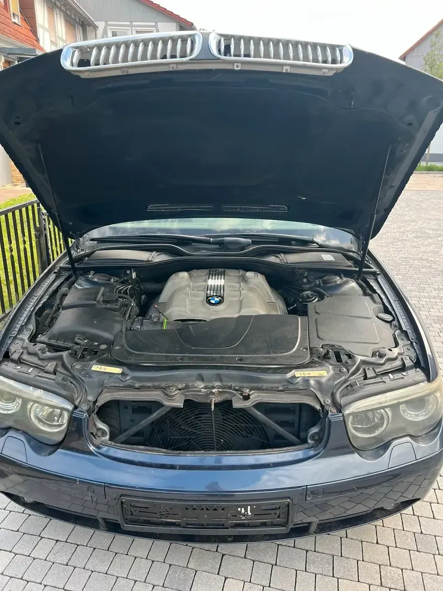 Gebraucht BMW 735 272 PS (200 kW) 2002 Blau Limousine