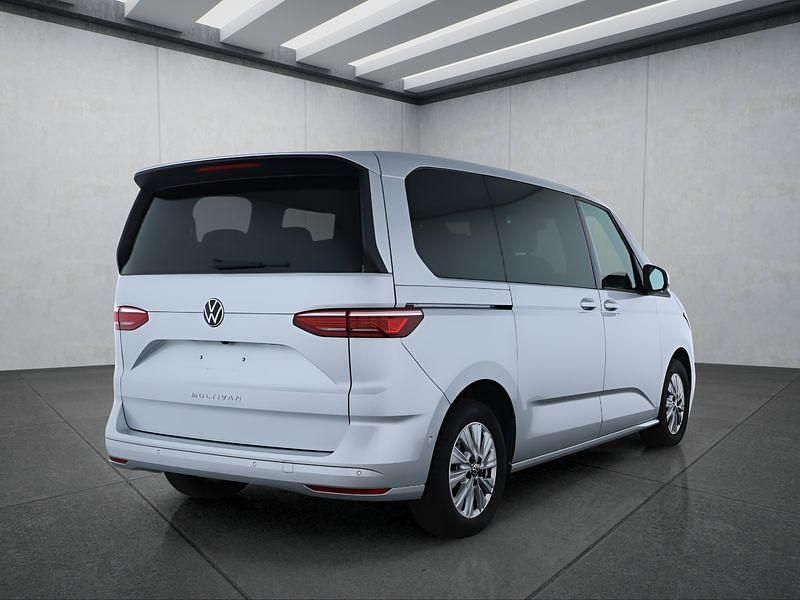 Usata VW Multivan 150 CV (110 kW) 2025 Argento Monovolume
