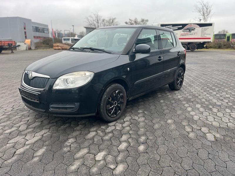 Schwarz Gebraucht 2009 Skoda Fabia Limousine | 1.790 € - Bild 1/4