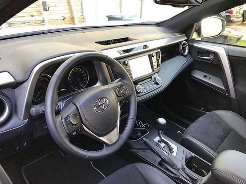 Gebraucht Toyota RAV4 Hybrid Edition 155 PS (114 kW) 2016 Weiß SUV