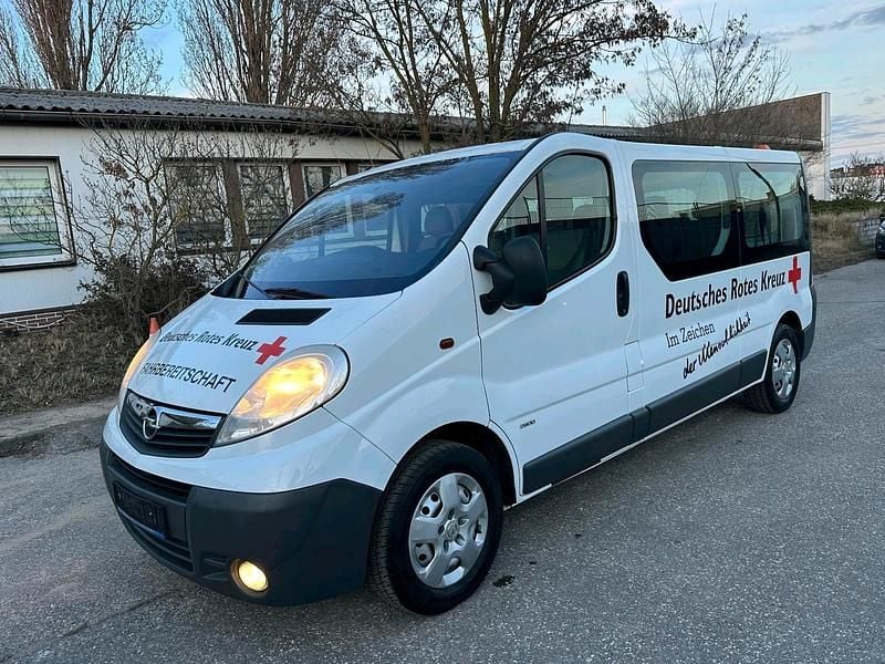 Gebraucht Opel Vivaro 94 PS (69 kW) 2013 Weiß Van / Kleinbus