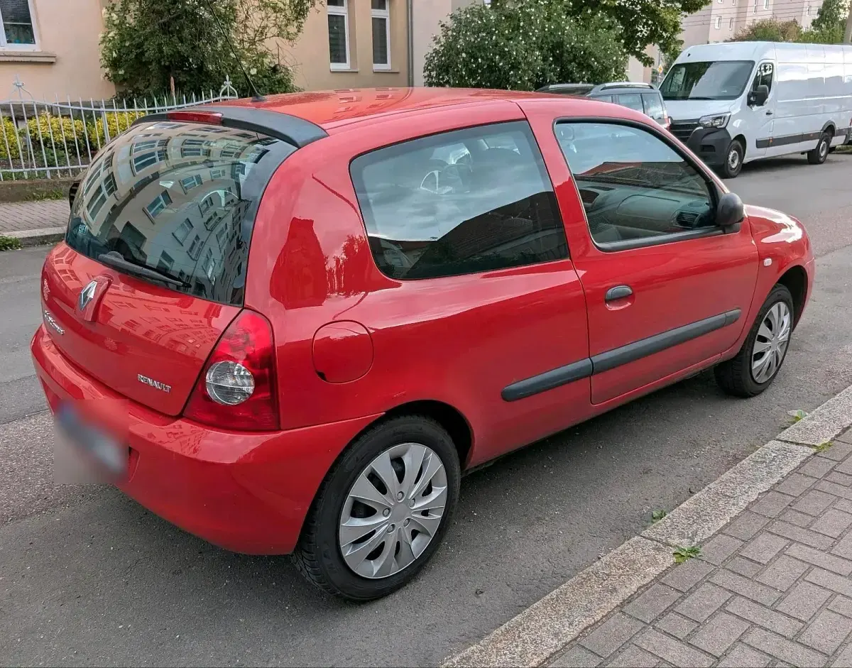 Gebraucht Renault Clio Campus 59 PS (43 kW) 2007 Rot Kleinwagen