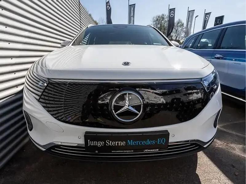 Gebraucht Mercedes EQA300 Progressive 167 kW (228 PS) 2025 Weiss polarweiß SUV