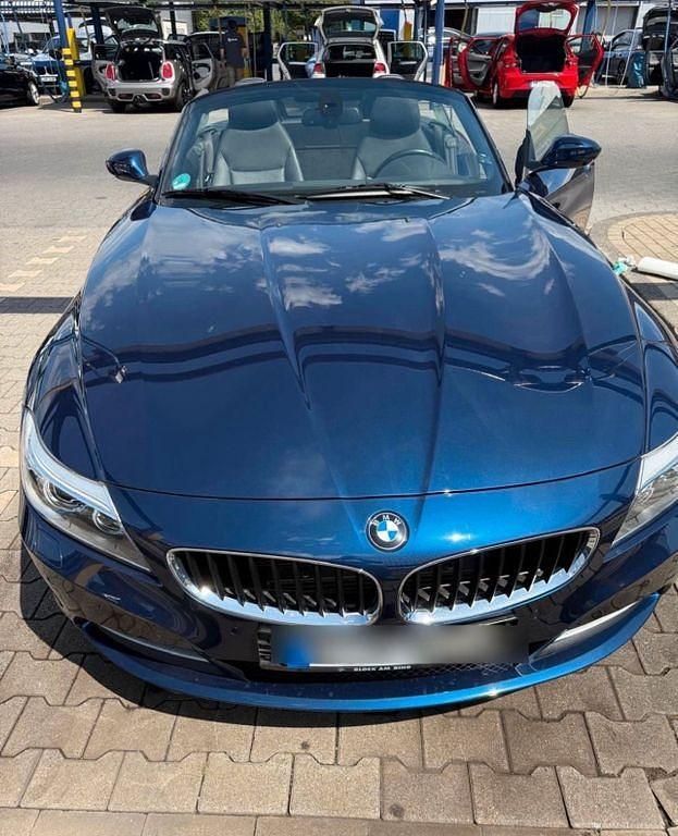 Blau Gebraucht 2015 BMW Z4 Cabrio | 21.400 € (Fairer Preis) - Bild 1/4