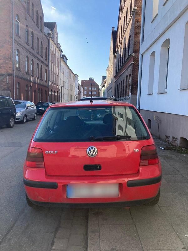 Gebraucht VW Golf IV 101 PS (74 kW) 1999 Rot Kleinwagen