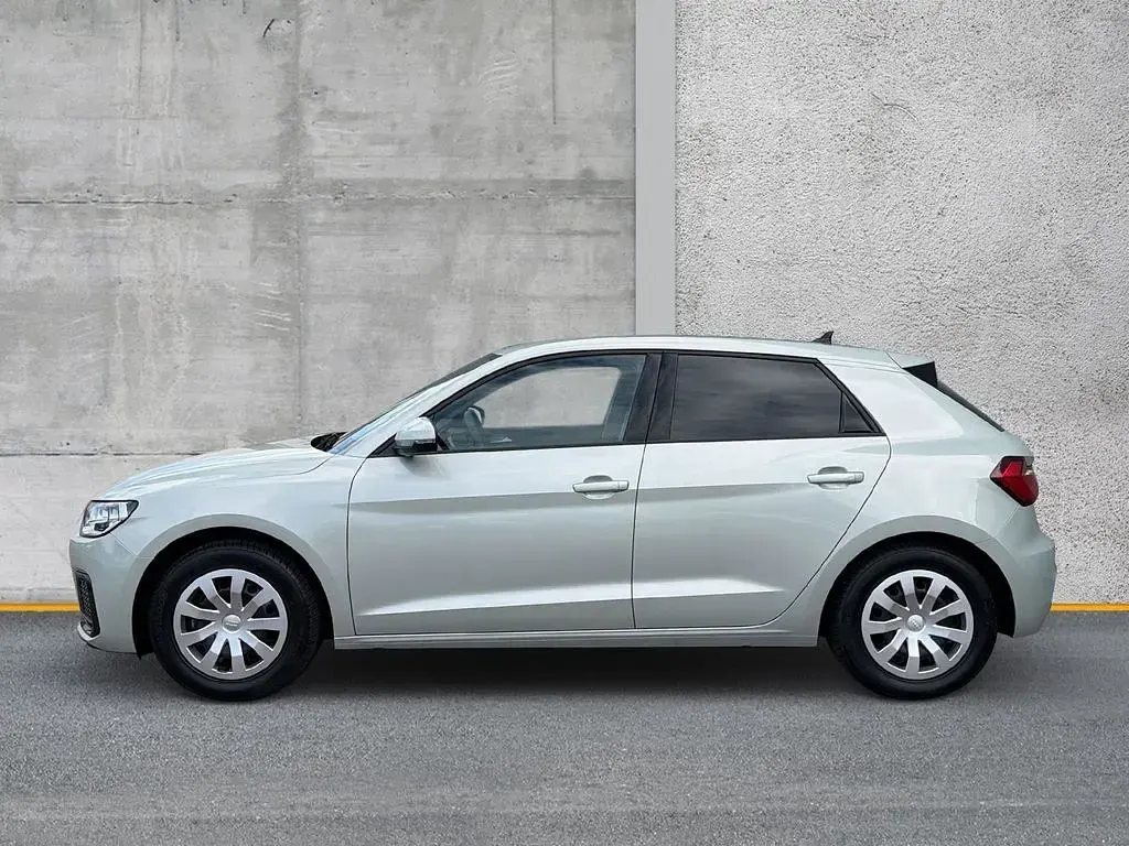 Gebraucht Audi A1 Sportback Advanced 116 PS (85 kW) 2025 Silber Kleinwagen