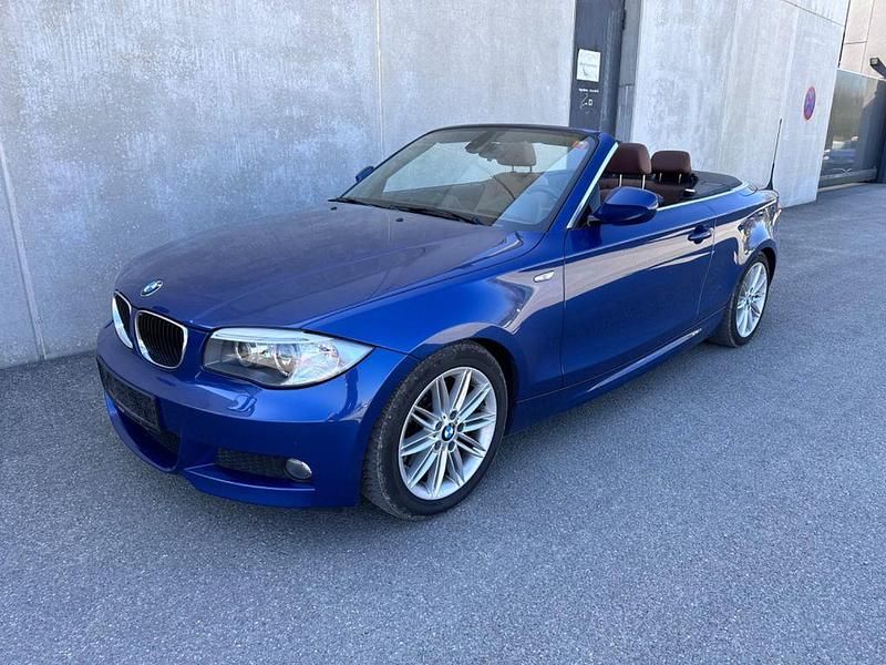 Blau Gebraucht 2011 BMW 123 Cabriolet Performance Cabrio | 13.400 € (Teuer) - Bild 1/4