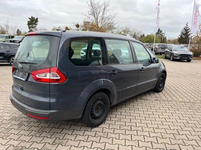 Gebraucht Ford Galaxy Trend 140 PS (102 kW) 2011 Grau Van / Kleinbus