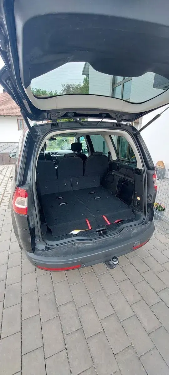 Gebraucht Ford Galaxy 140 PS (102 kW) 2015 Schwarz Van / Kleinbus
