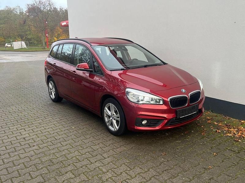 Gebraucht BMW 220 Advantage 190 PS (139 kW) 2016 Rot Kombi