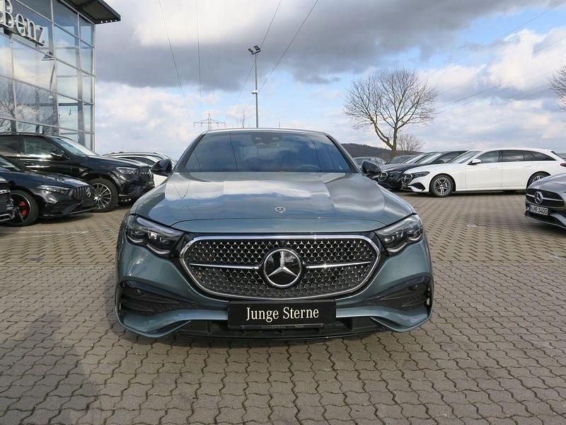 Gebraucht Mercedes E300 Advanced Plus 313 PS (230 kW) 2025 Silber Limousine