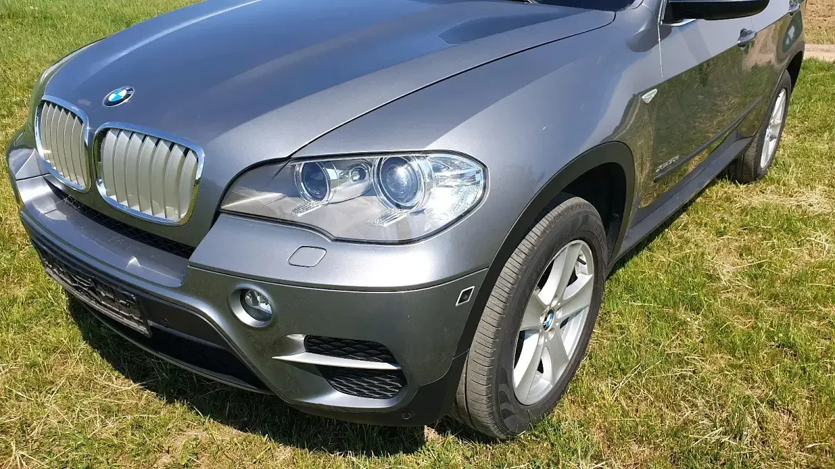 Gebraucht BMW X5 245 PS (180 kW) 2012 Grau SUV