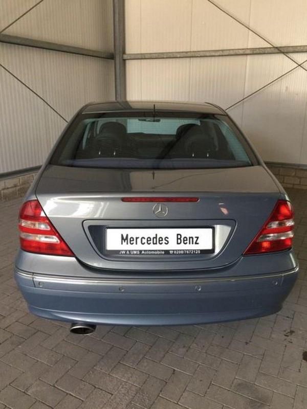 Gebraucht Mercedes C350 272 PS (200 kW) 2007 Grau Limousine