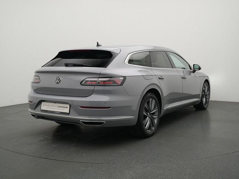 Gebraucht VW Arteon Elegance 200 PS (147 kW) 2023 Grau / mondstein grau Kombi