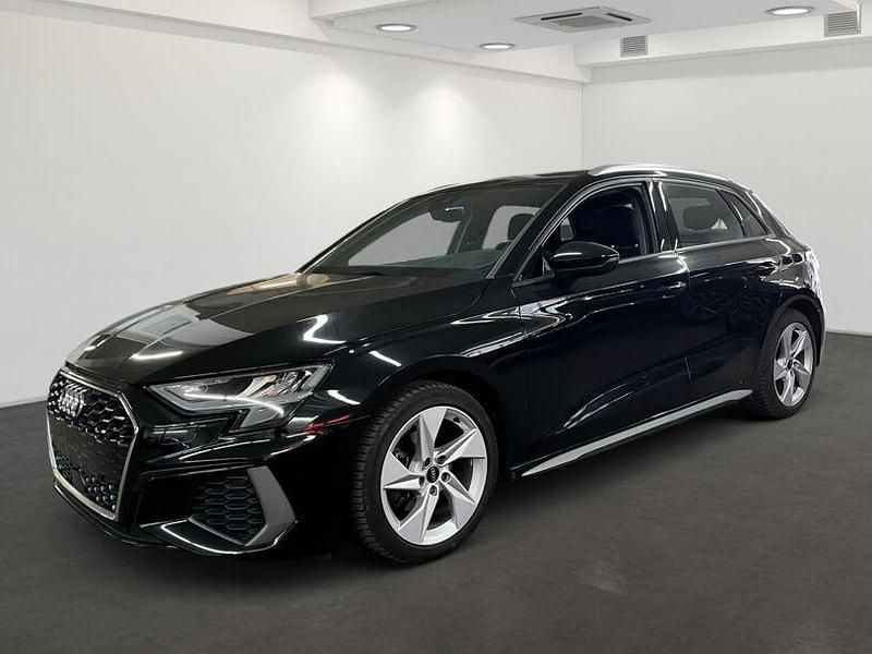 Gebraucht Audi A3 Ambiente 150 PS (110 kW) 2022 Mythosschwarz metallic Limousine