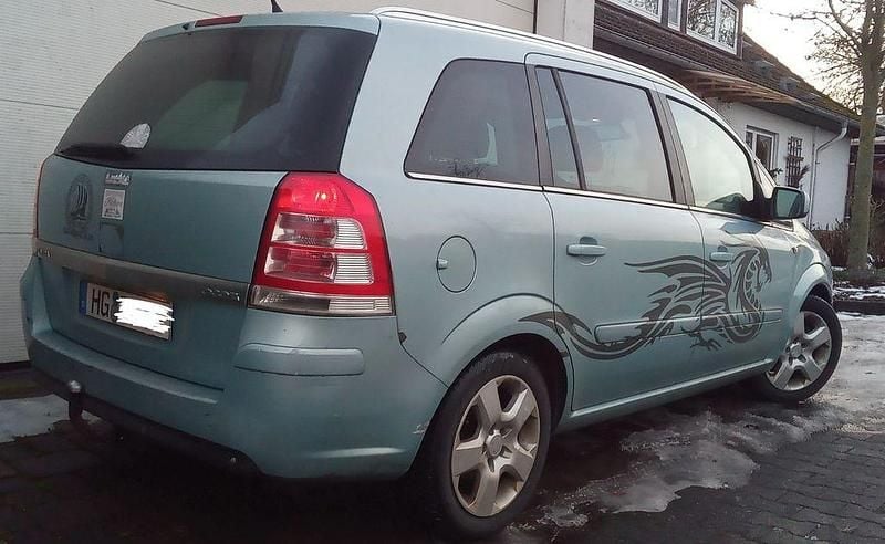 Gebraucht Opel Zafira 140 PS (102 kW) 2010 Blau Van / Kleinbus