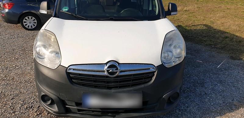 Gebraucht Opel Combo 120 PS (88 kW) 2013 Weiß Van / Kleinbus