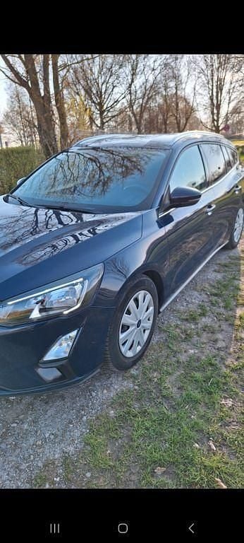 Gebraucht Ford Focus Trend 120 PS (88 kW) 2020 Blau Limousine